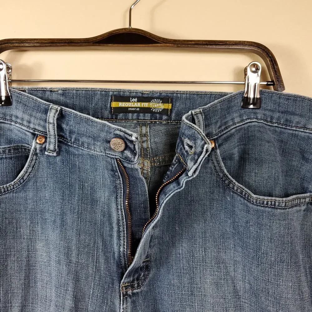 Lee gently used